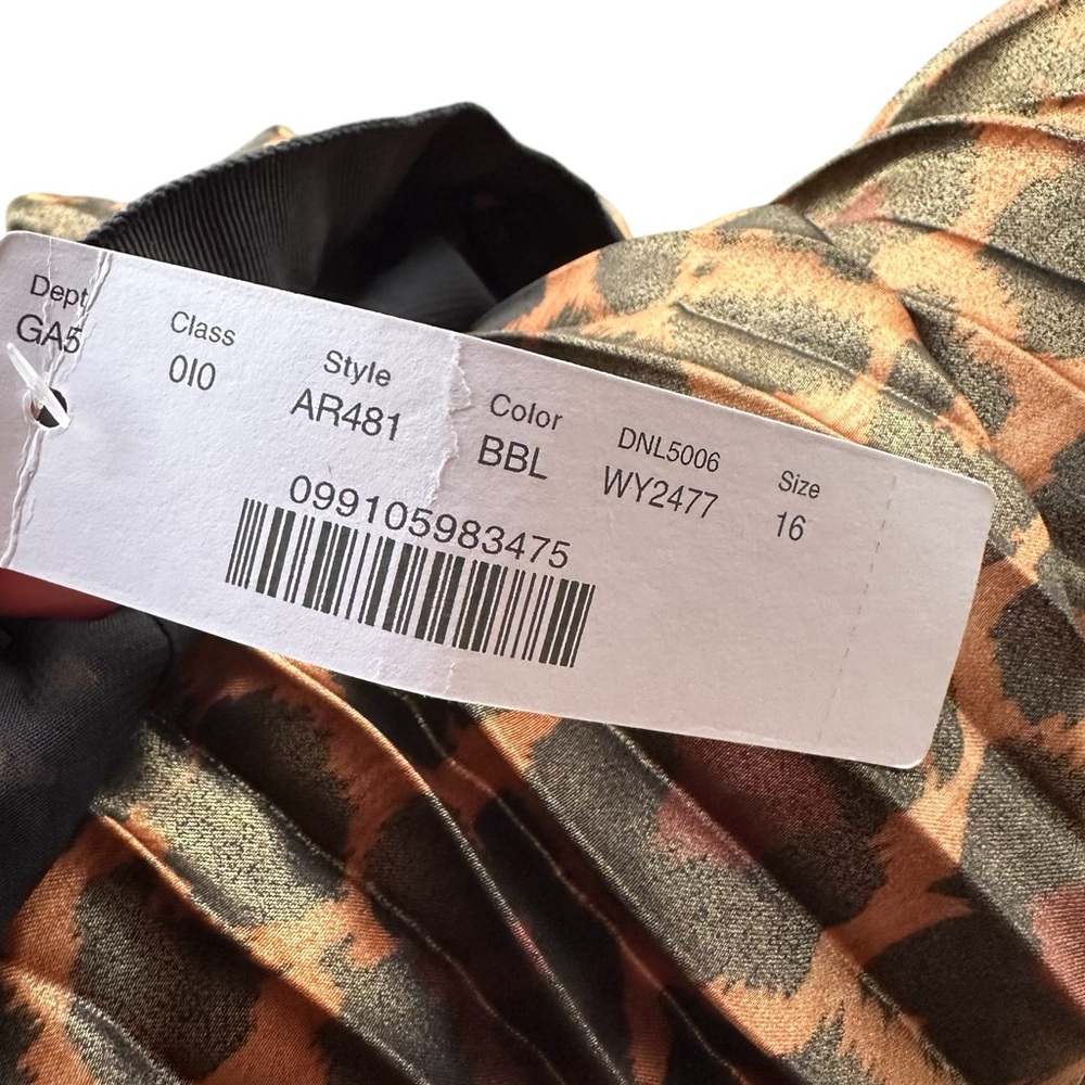 J. Crew NWT Pleated Midi Skirt in Metallic Leopard Size 16 - Picture 5 of 7